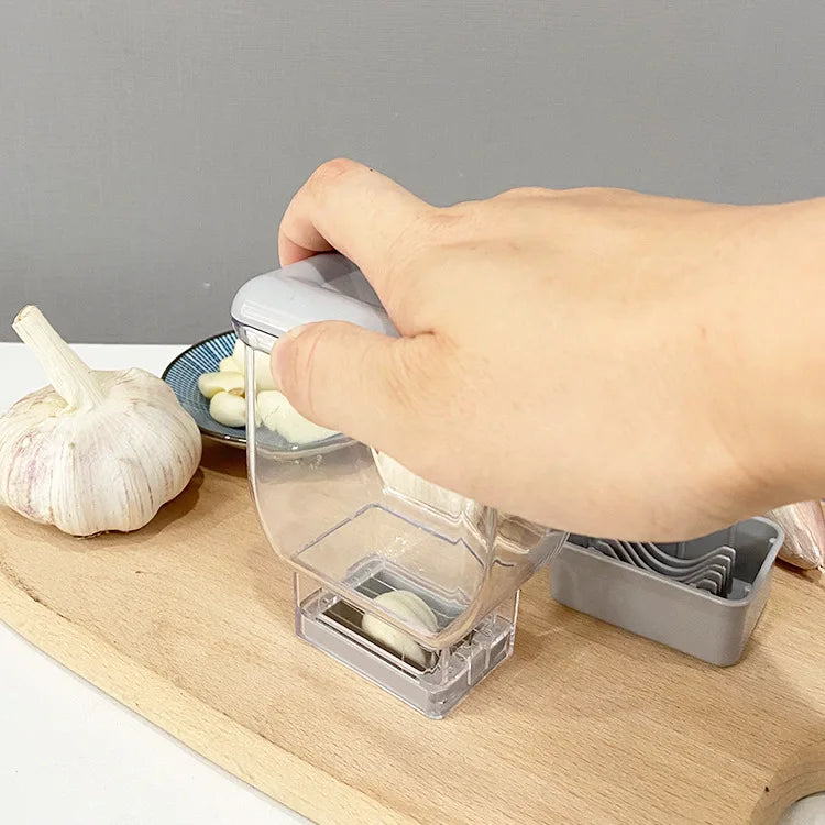 EasyPress Garlic Crusher & Peeler